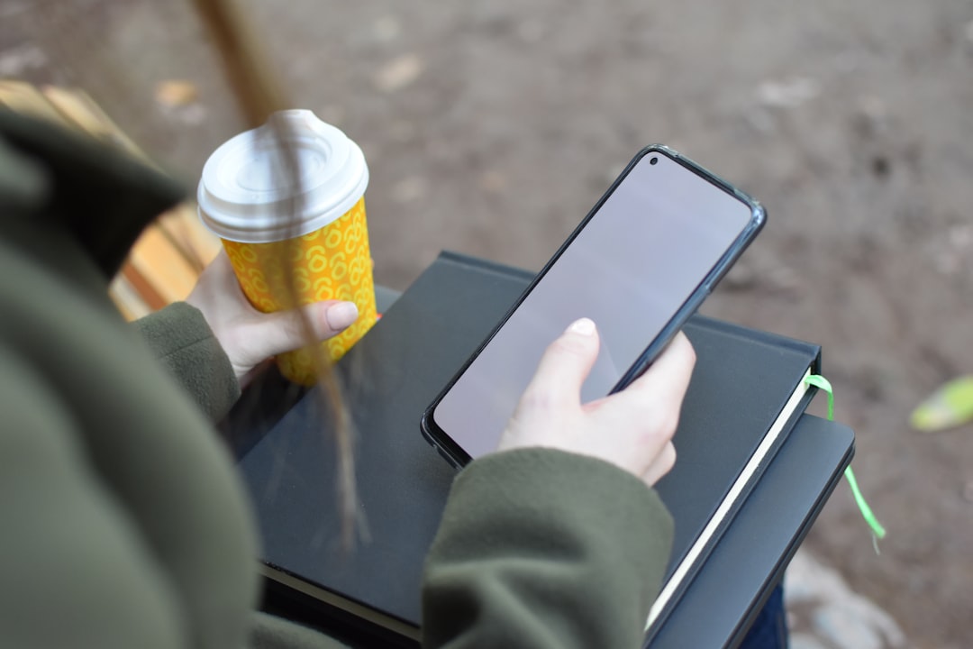 Mobil uygulama erişilebilirlik test araçlarını gösteren görsel