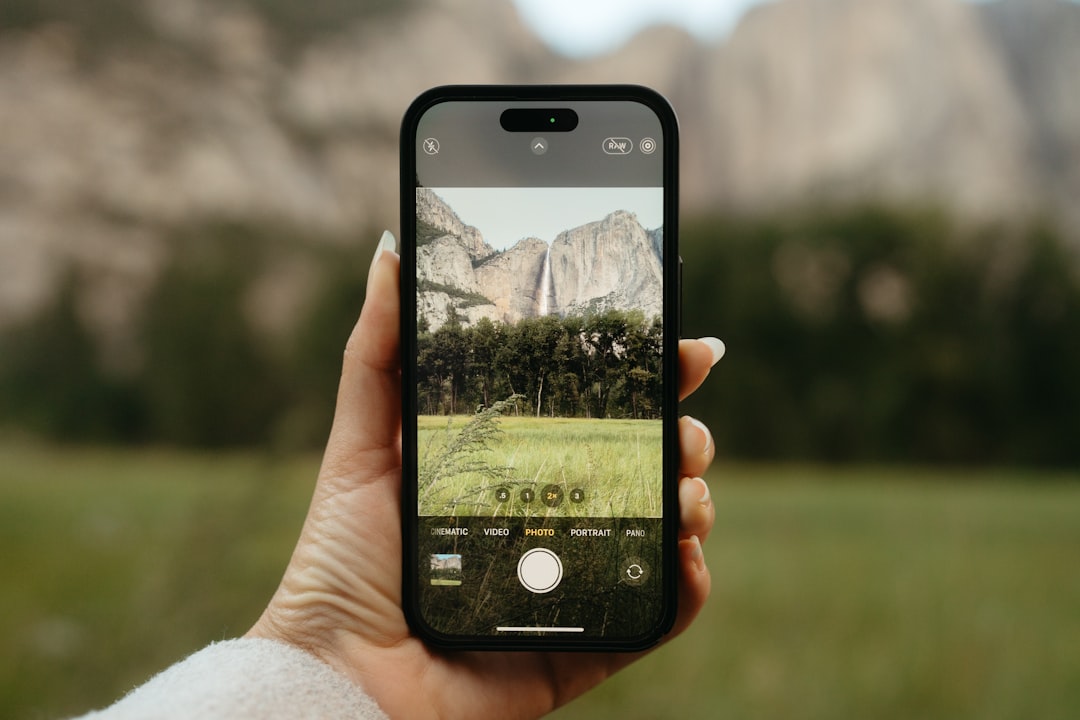 Yapay Zeka Renk Düzeltme MVP Rehberi: Mobil Uygulamalar