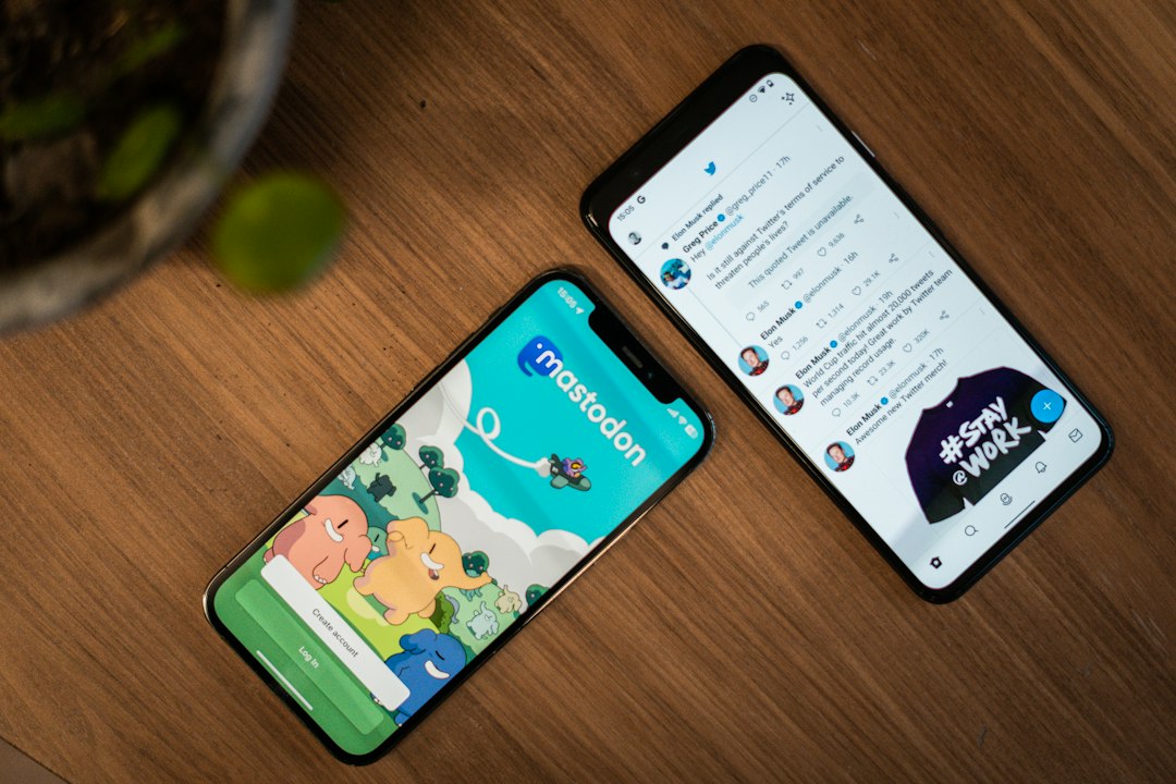Android keşfet akışını gösteren tasarım ekranı